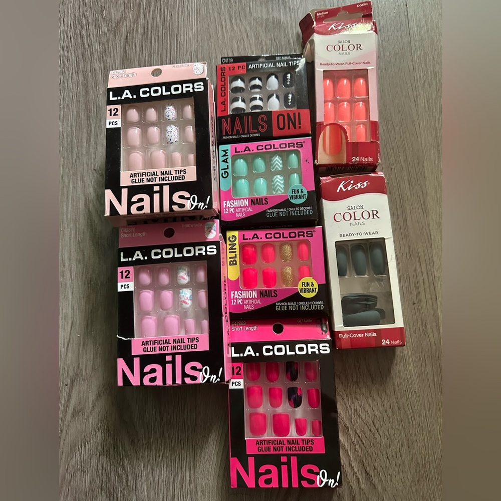 L.A. Colors Pink Fashion Nail Set lot of ten 10 packs